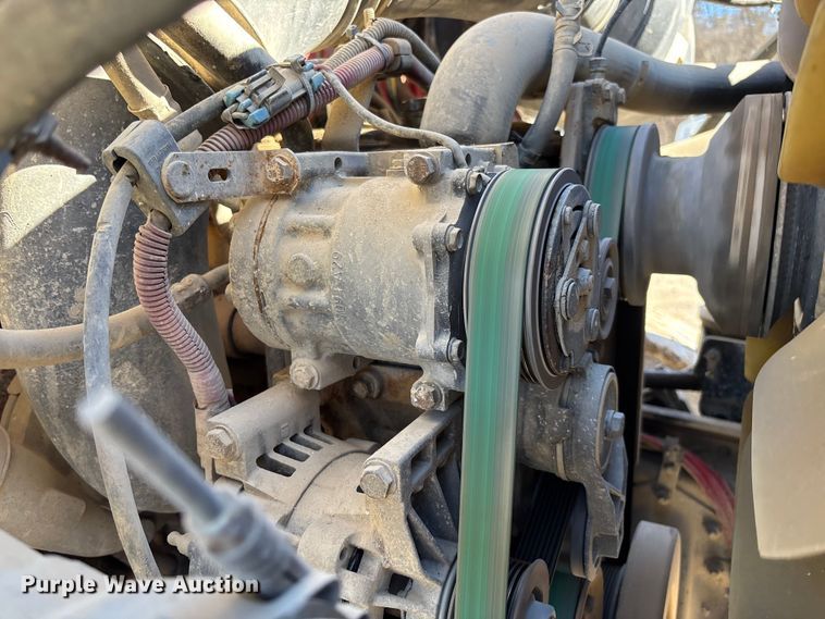 image for item FB3072 2005 Sterling L7500 dump truck