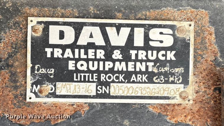 image for item FB3072 2005 Sterling L7500 dump truck