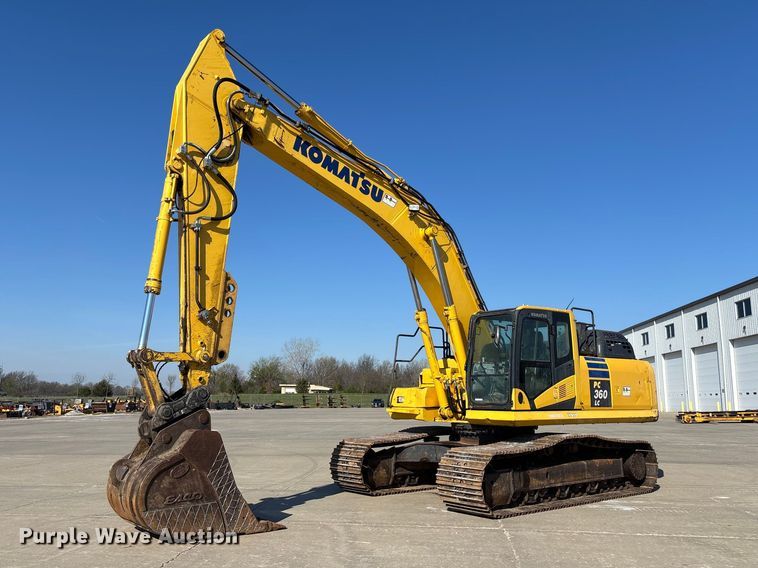 image for item FB3397 2018 Komatsu PC360LC-11 excavator