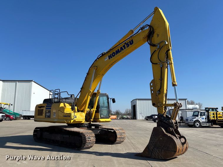image for item FB3397 2018 Komatsu PC360LC-11 excavator