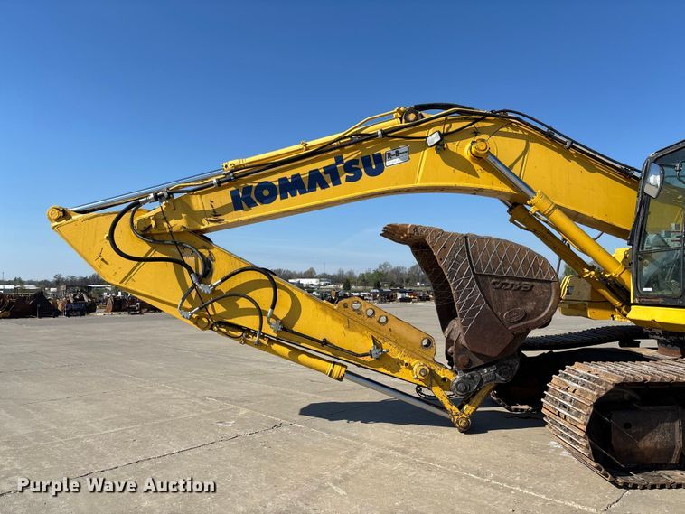 image for item FB3397 2018 Komatsu PC360LC-11 excavator