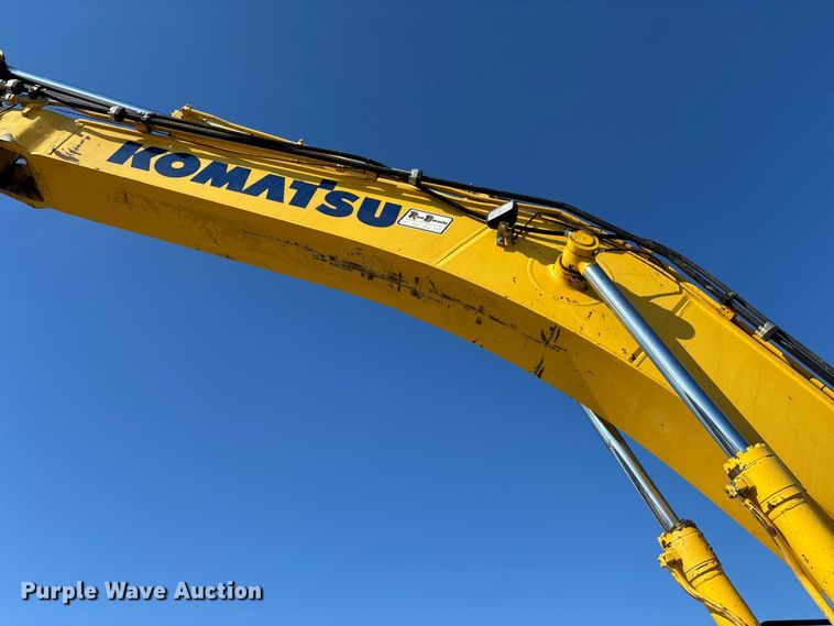 image for item FB3397 2018 Komatsu PC360LC-11 excavator