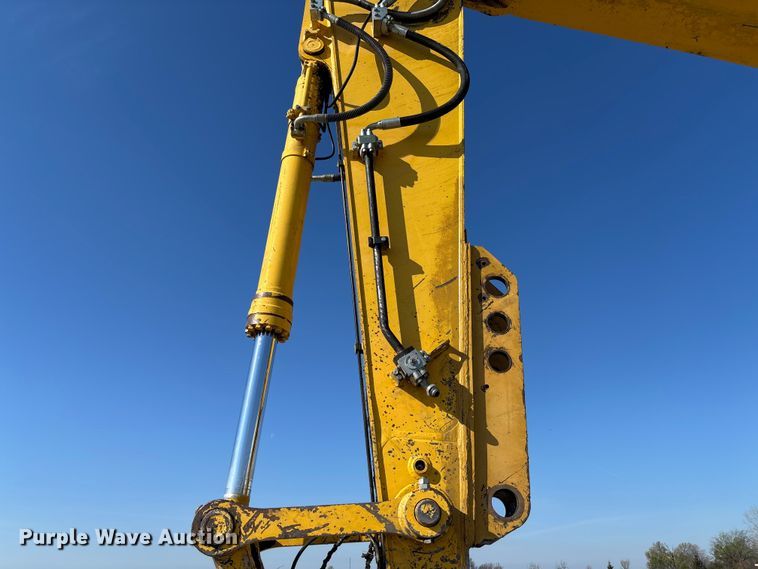 image for item FB3397 2018 Komatsu PC360LC-11 excavator