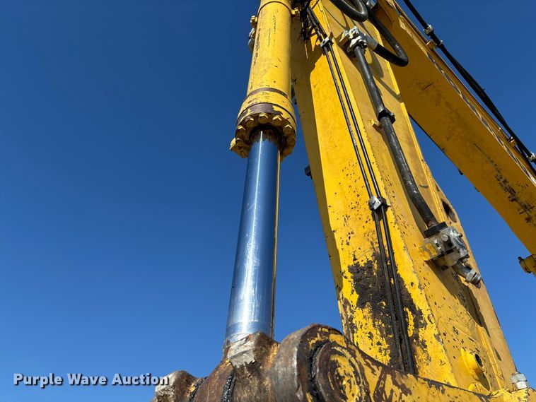 image for item FB3397 2018 Komatsu PC360LC-11 excavator