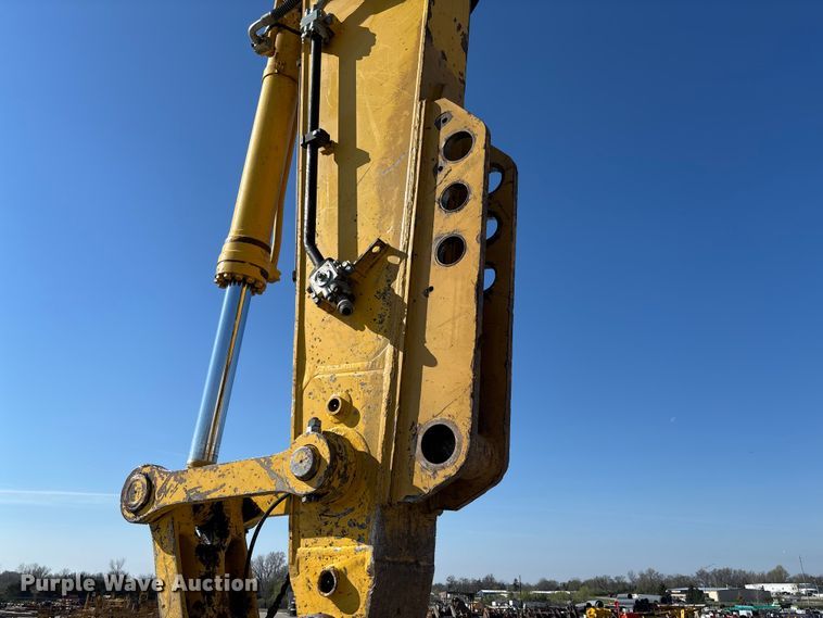 image for item FB3397 2018 Komatsu PC360LC-11 excavator