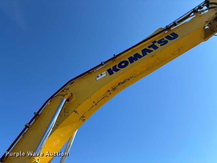 image for item FB3397 2018 Komatsu PC360LC-11 excavator
