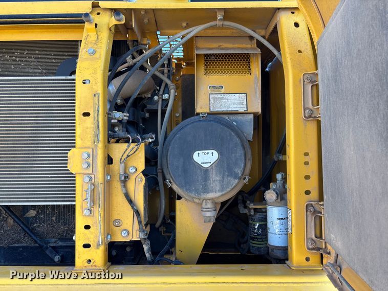 image for item FB3397 2018 Komatsu PC360LC-11 excavator