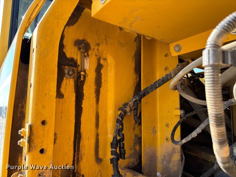 image for item FB3397 2018 Komatsu PC360LC-11 excavator