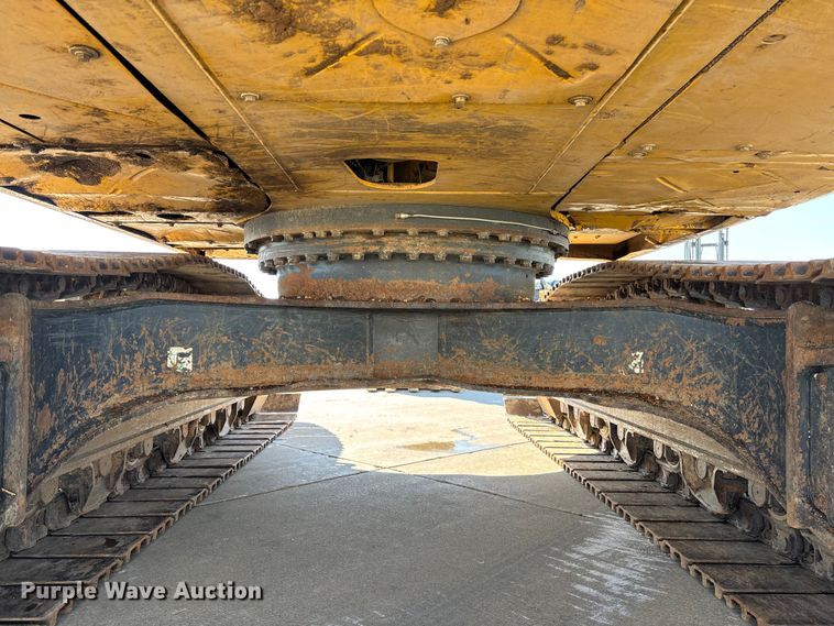 image for item FB3397 2018 Komatsu PC360LC-11 excavator