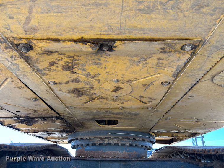 image for item FB3397 2018 Komatsu PC360LC-11 excavator