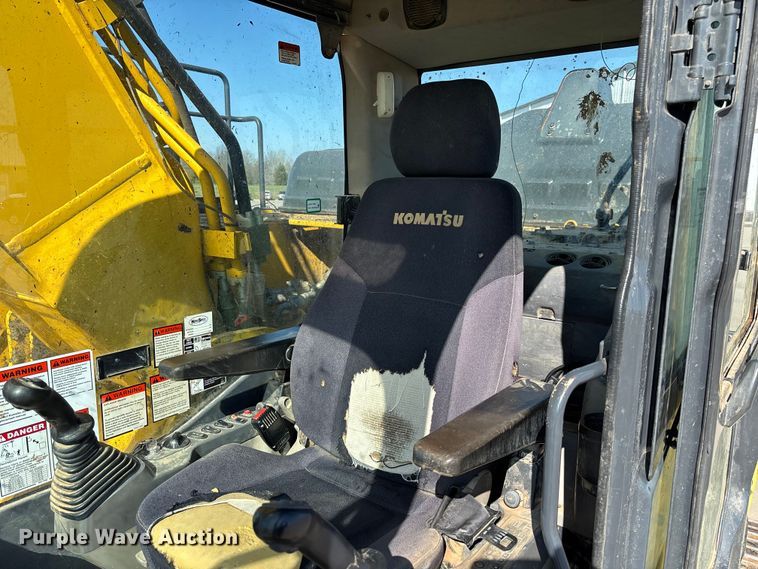 image for item FB3397 2018 Komatsu PC360LC-11 excavator