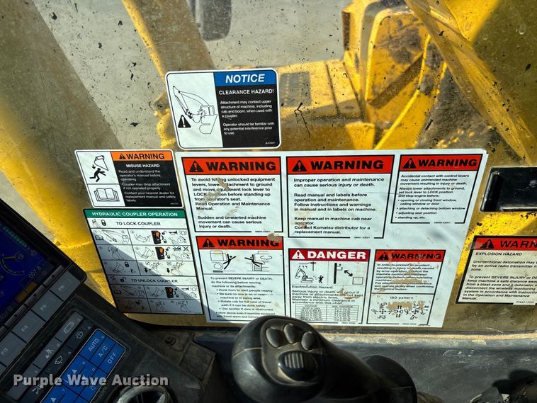 image for item FB3397 2018 Komatsu PC360LC-11 excavator