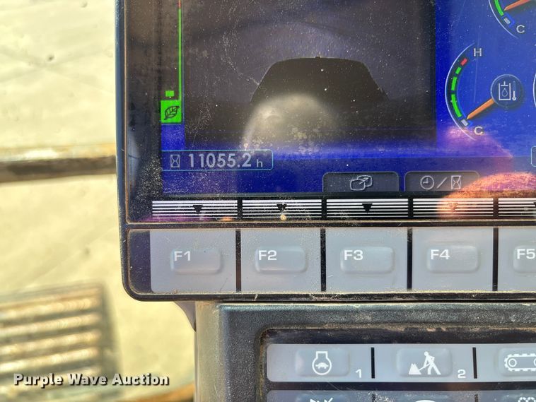 image for item FB3397 2018 Komatsu PC360LC-11 excavator