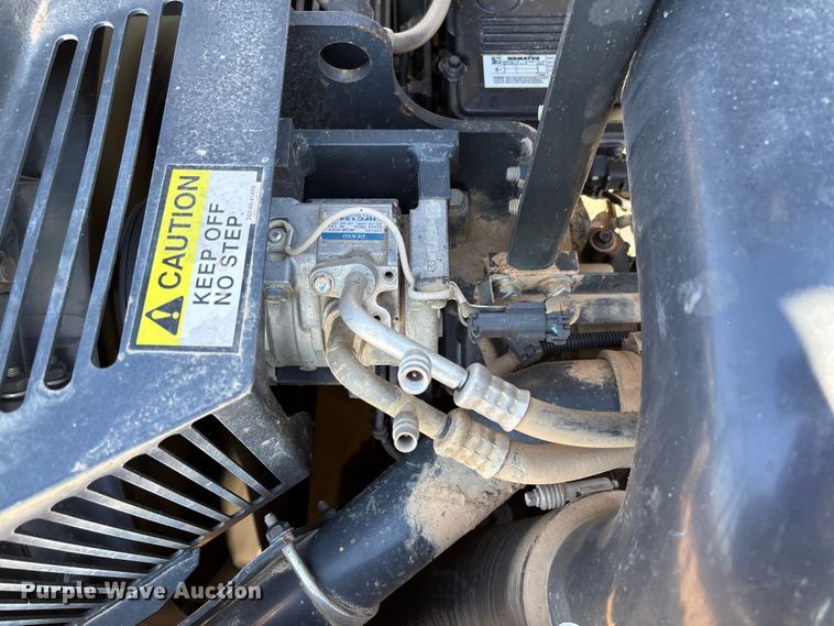 image for item FB3397 2018 Komatsu PC360LC-11 excavator