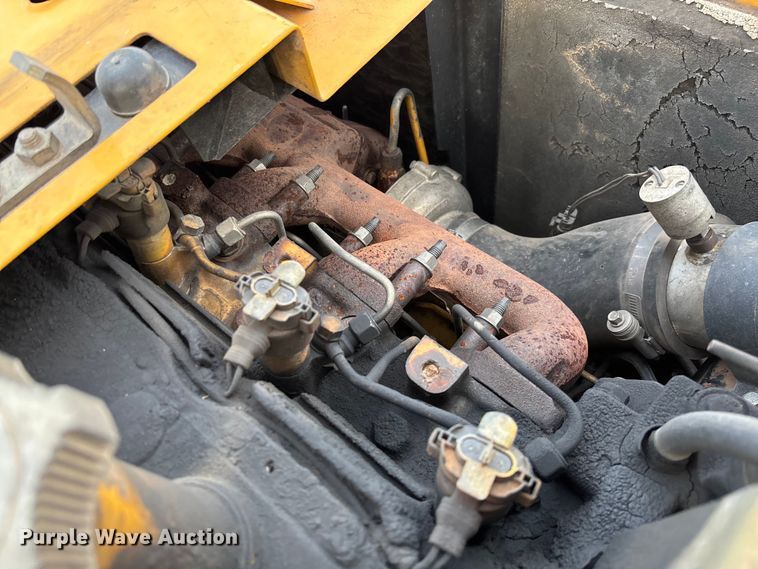 image for item FB3422 2012 John Deere 200D LC excavator