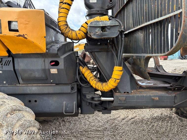 image for item FB3423 2004 Ponsse Gazelle forwarder