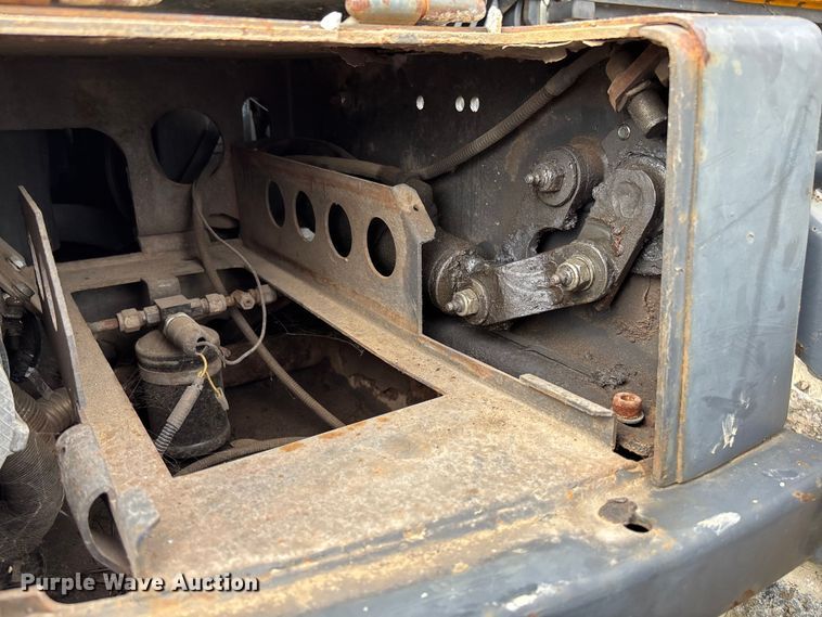 image for item FB3423 2004 Ponsse Gazelle forwarder