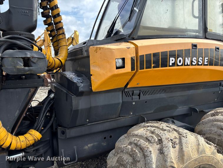 image for item FB3423 2004 Ponsse Gazelle forwarder