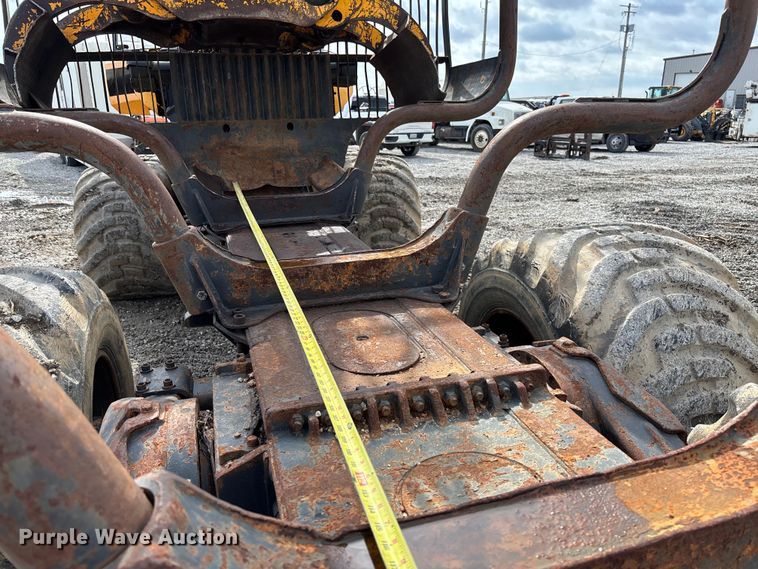 image for item FB3423 2004 Ponsse Gazelle forwarder