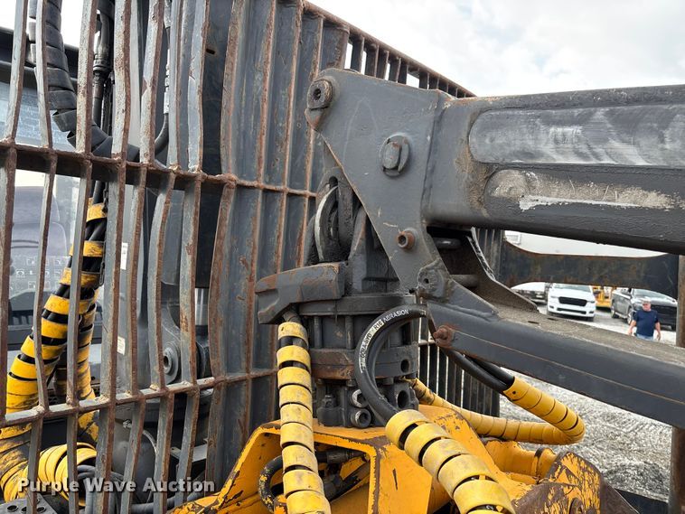 image for item FB3423 2004 Ponsse Gazelle forwarder