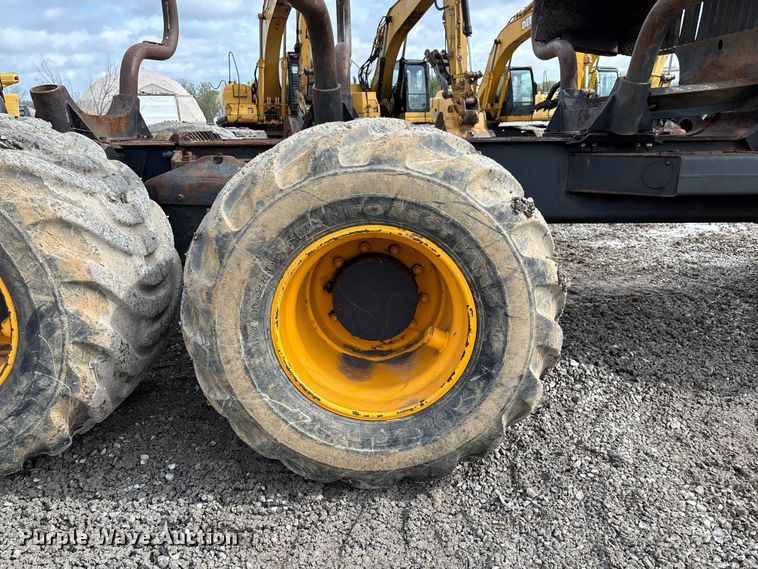 image for item FB3423 2004 Ponsse Gazelle forwarder