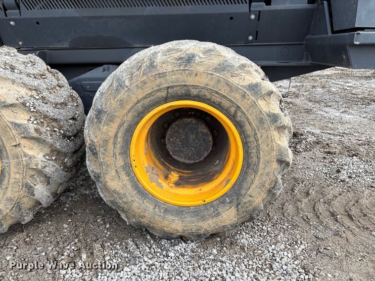 image for item FB3423 2004 Ponsse Gazelle forwarder