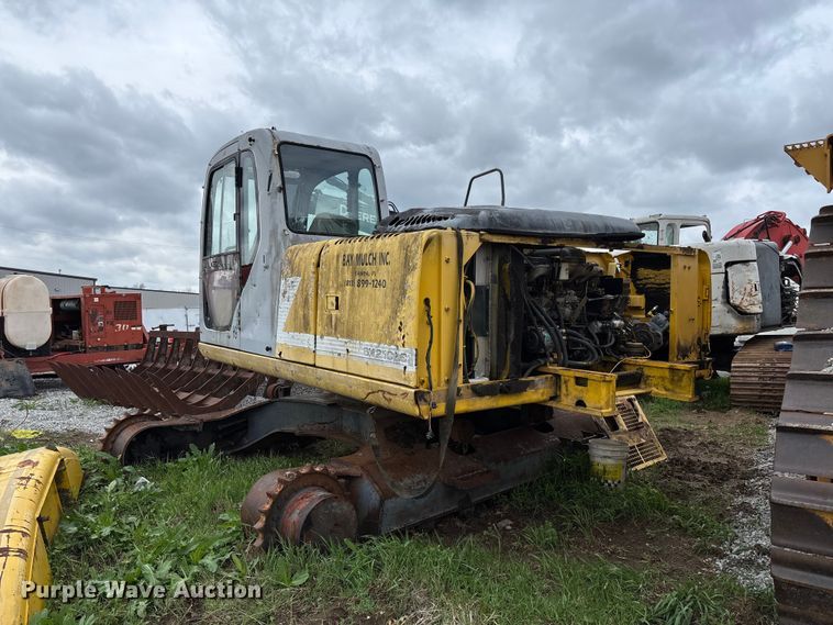 image for item FB3424 2000 Kobelco SK210LC excavator