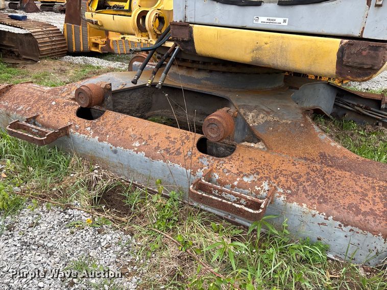 image for item FB3424 2000 Kobelco SK210LC excavator