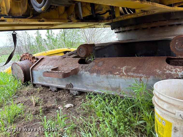 image for item FB3424 2000 Kobelco SK210LC excavator