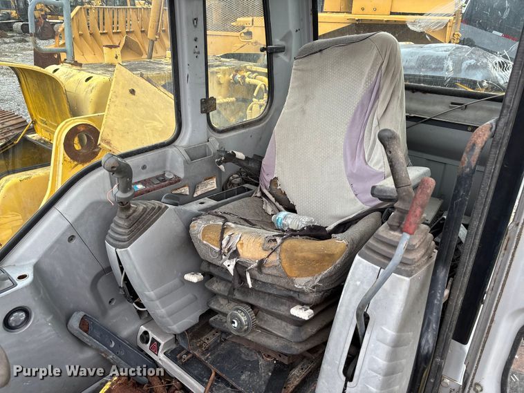 image for item FB3424 2000 Kobelco SK210LC excavator