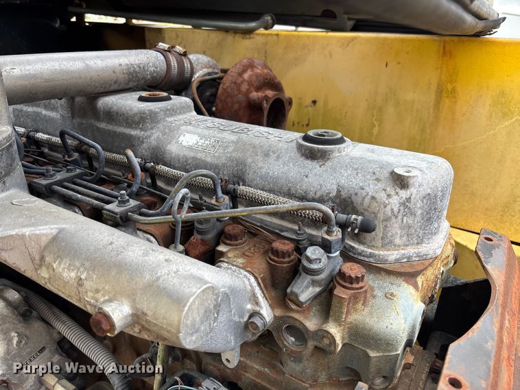 image for item FB3424 2000 Kobelco SK210LC excavator