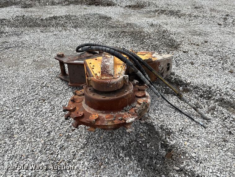 image for item FB3426 Excavator stump grinder