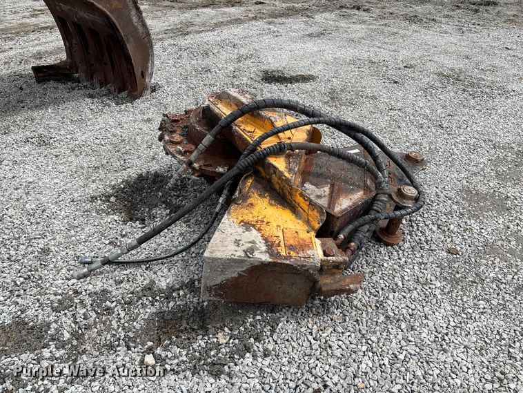 image for item FB3426 Excavator stump grinder