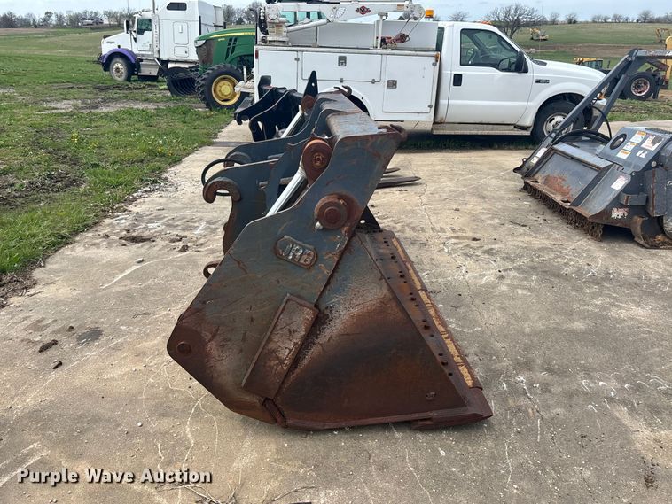 image for item FB3429 JRB attachments 544J four-in-one wheel loader bucket