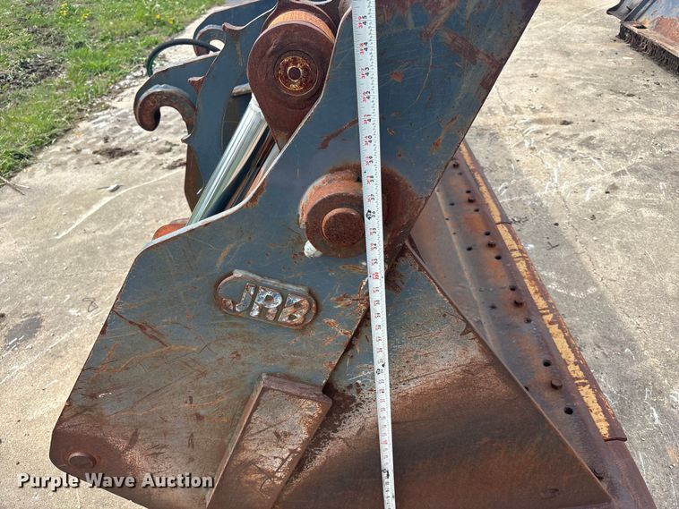 image for item FB3429 JRB attachments 544J four-in-one wheel loader bucket