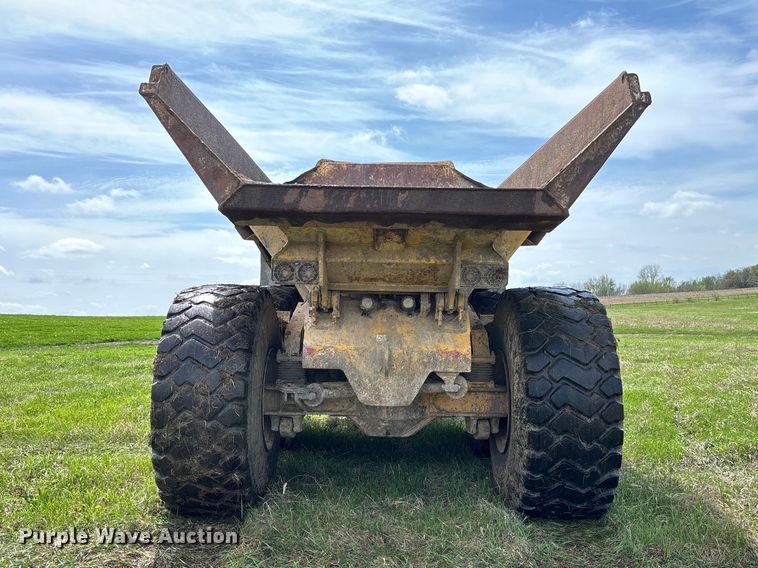 image for item FB3431 2008 John Deere 400D articulated haul truck