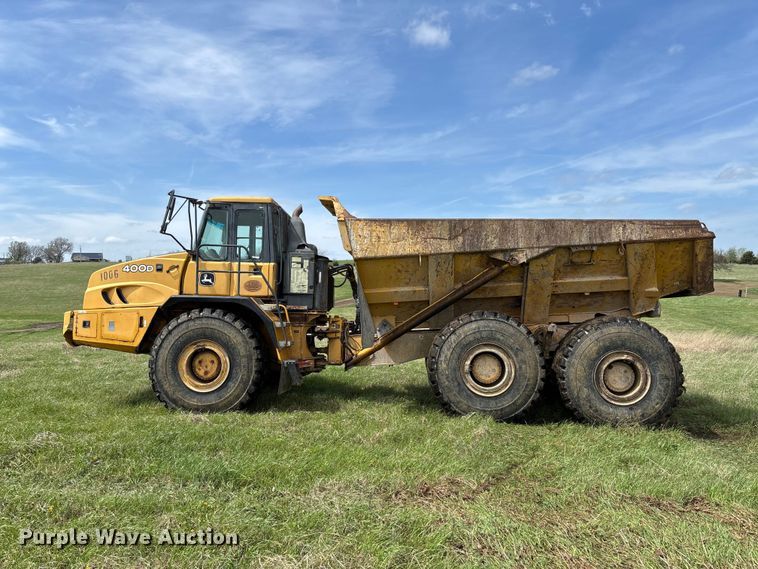 image for item FB3431 2008 John Deere 400D articulated haul truck