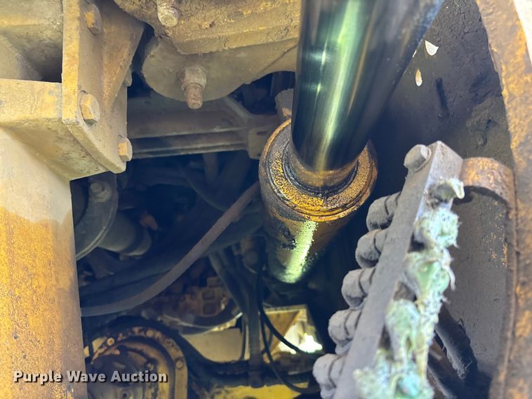 image for item FB3431 2008 John Deere 400D articulated haul truck