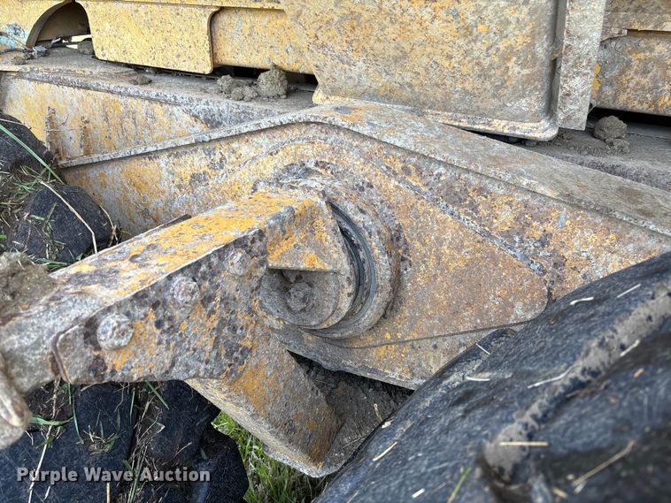 image for item FB3431 2008 John Deere 400D articulated haul truck