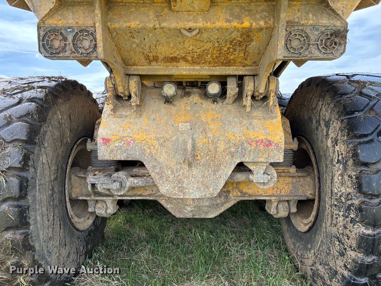 image for item FB3431 2008 John Deere 400D articulated haul truck