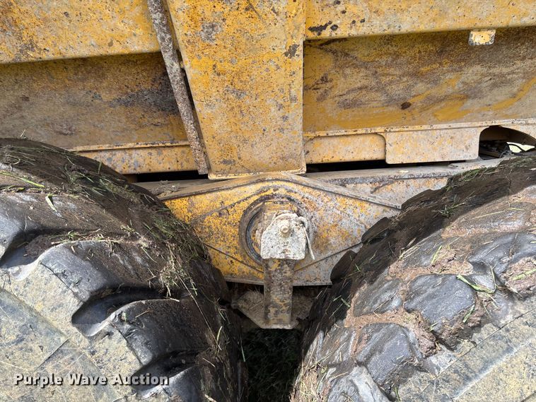 image for item FB3431 2008 John Deere 400D articulated haul truck