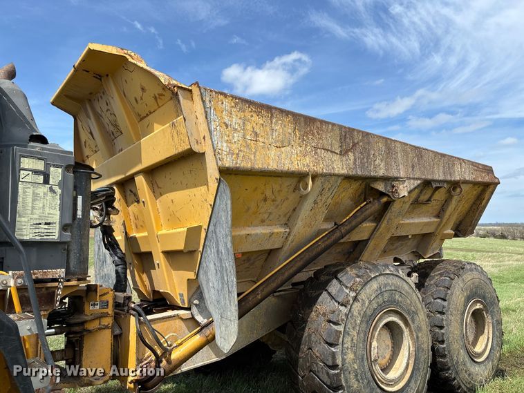 image for item FB3431 2008 John Deere 400D articulated haul truck