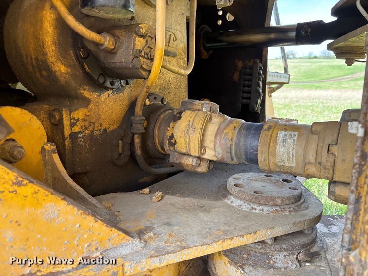 image for item FB3431 2008 John Deere 400D articulated haul truck