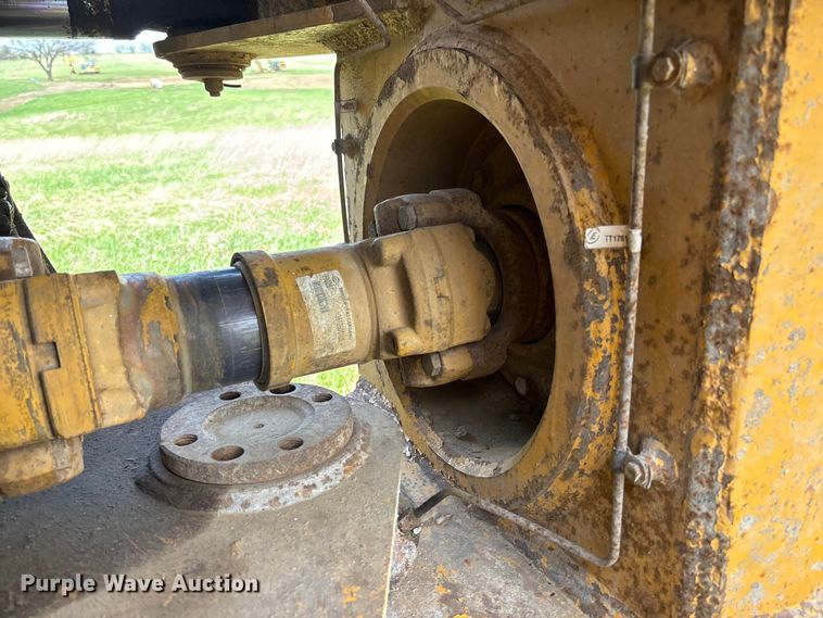 image for item FB3431 2008 John Deere 400D articulated haul truck