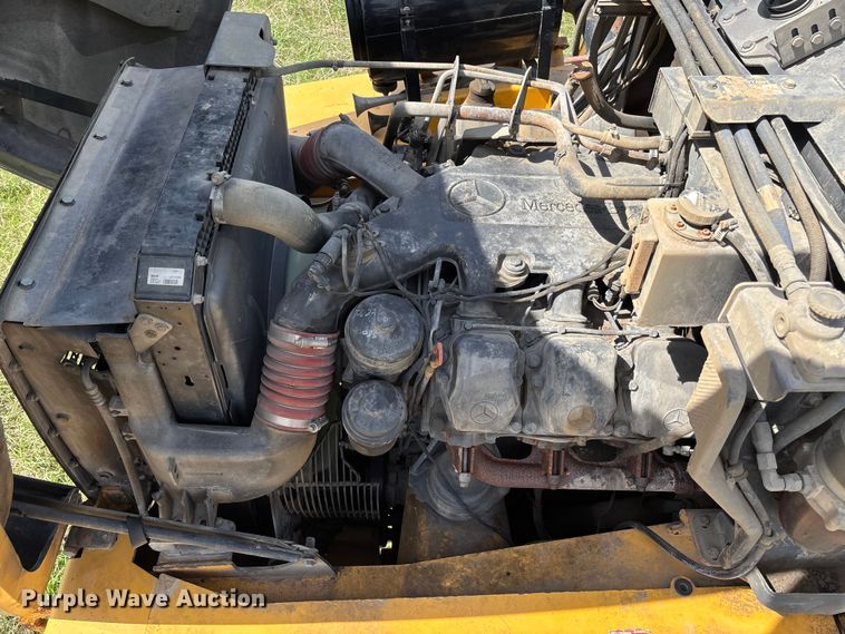 image for item FB3431 2008 John Deere 400D articulated haul truck