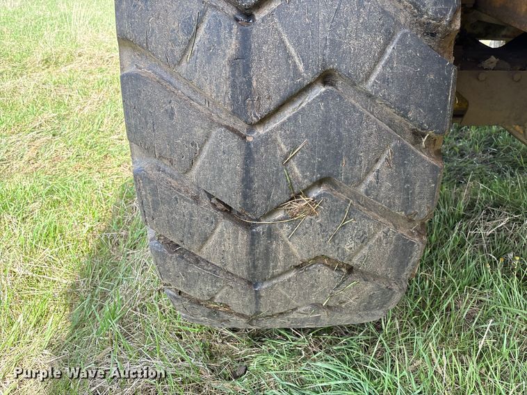 image for item FB3431 2008 John Deere 400D articulated haul truck
