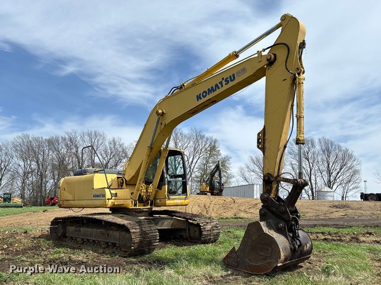 image for item FB3432 2002 Komatsu PC200LC-7L excavator
