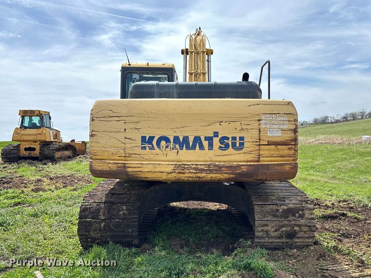 image for item FB3432 2002 Komatsu PC200LC-7L excavator