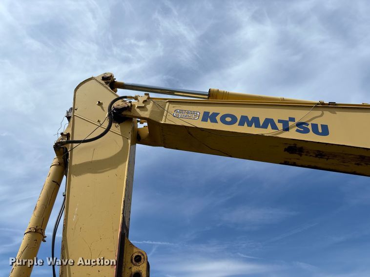 image for item FB3432 2002 Komatsu PC200LC-7L excavator