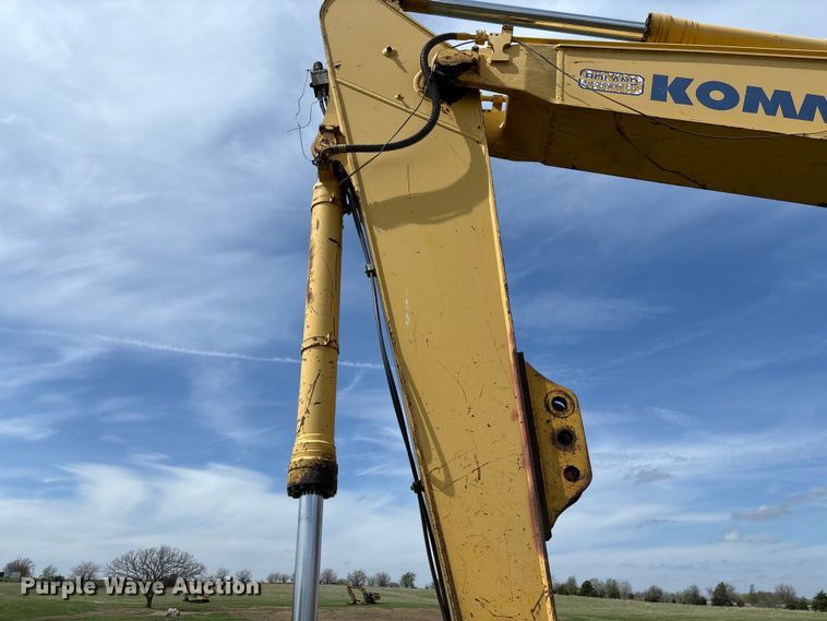 image for item FB3432 2002 Komatsu PC200LC-7L excavator